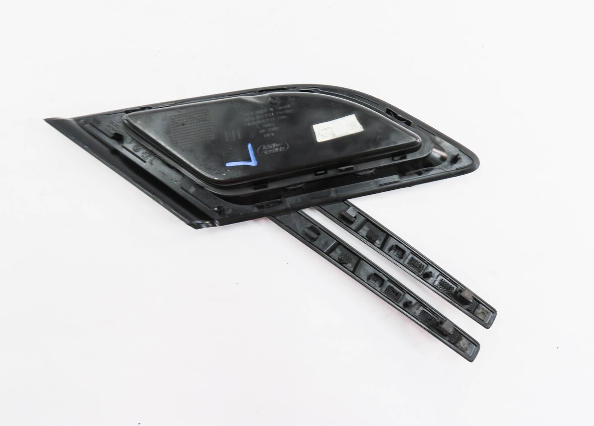 Thumbnail 6: 2015 RANGE ROVER SPORT (L494) LEFT FRONT DRIVER FENDER GRILLE TRIM (BLACK)