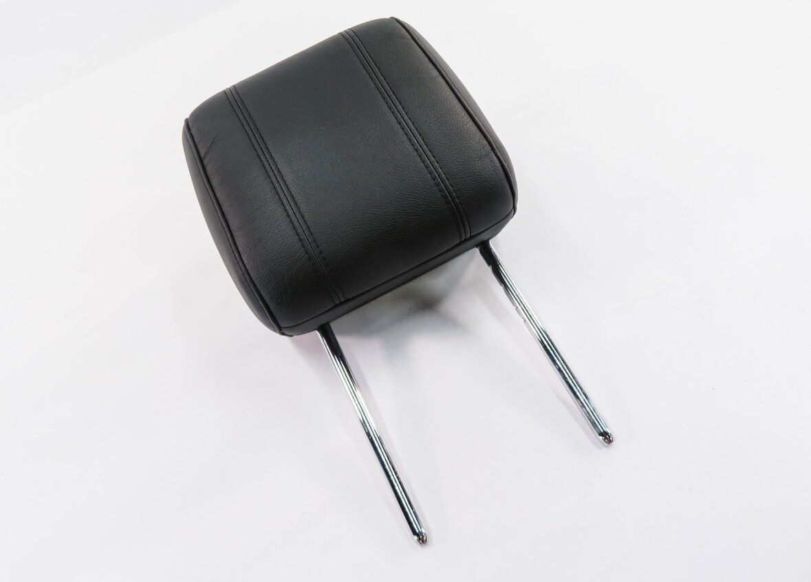 Thumbnail 1: 2015 RANGE ROVER SPORT (L494) RIGHT FRONT PASSENGER SEAT HEADREST (BLACK)