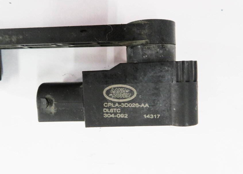Thumbnail 6: 2015 RANGE ROVER SPORT (L494) RIGHT FRONT SUSPENSION HEIGHT LEVEL SENSOR
