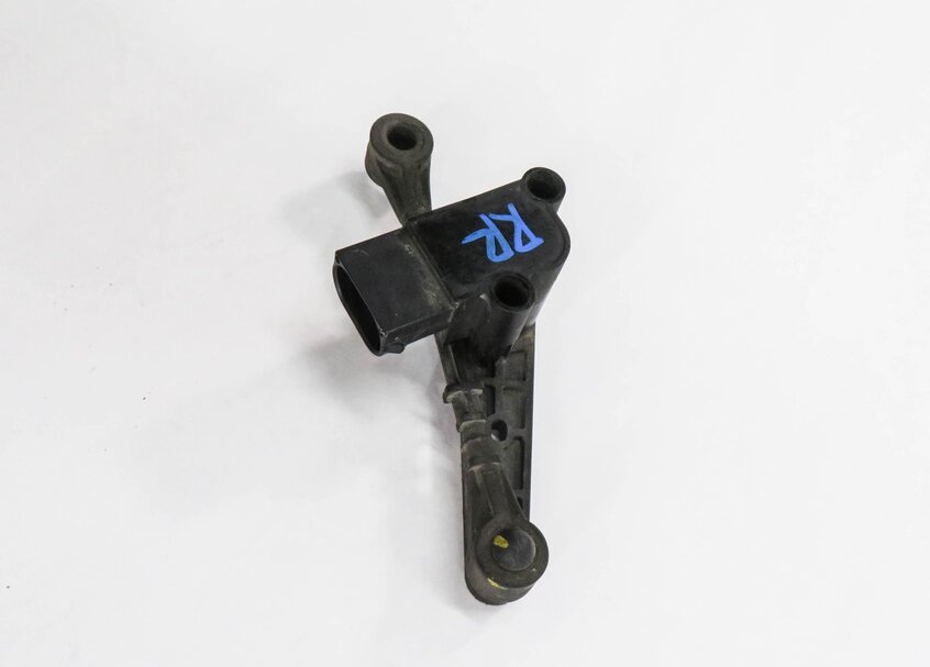 Thumbnail 4: 2015 RANGE ROVER SPORT (L494) RIGHT REAR SUSPENSION HEIGHT LEVEL SENSOR