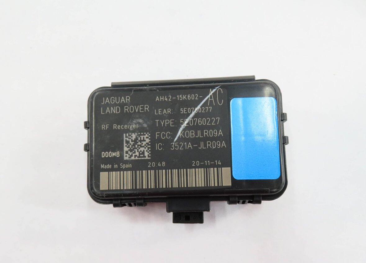 Thumbnail 8: 15 RANGE ROVER SPORT (L493) 3.0L SUPERCHARGED ENGINE IMMOBILIZER MODULE KEY SET