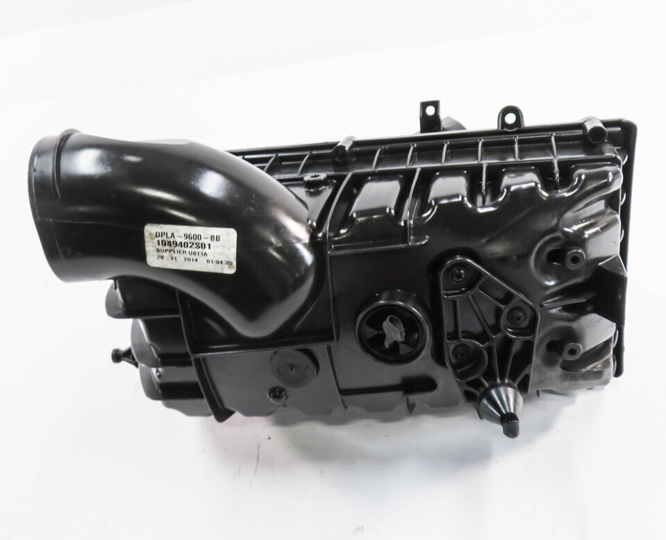 Thumbnail 3: 15-19 RANGE ROVER SPORT DISCOVERY (L405 L462 L494) 3.0L - RIGHT AIR FILTER BOX
