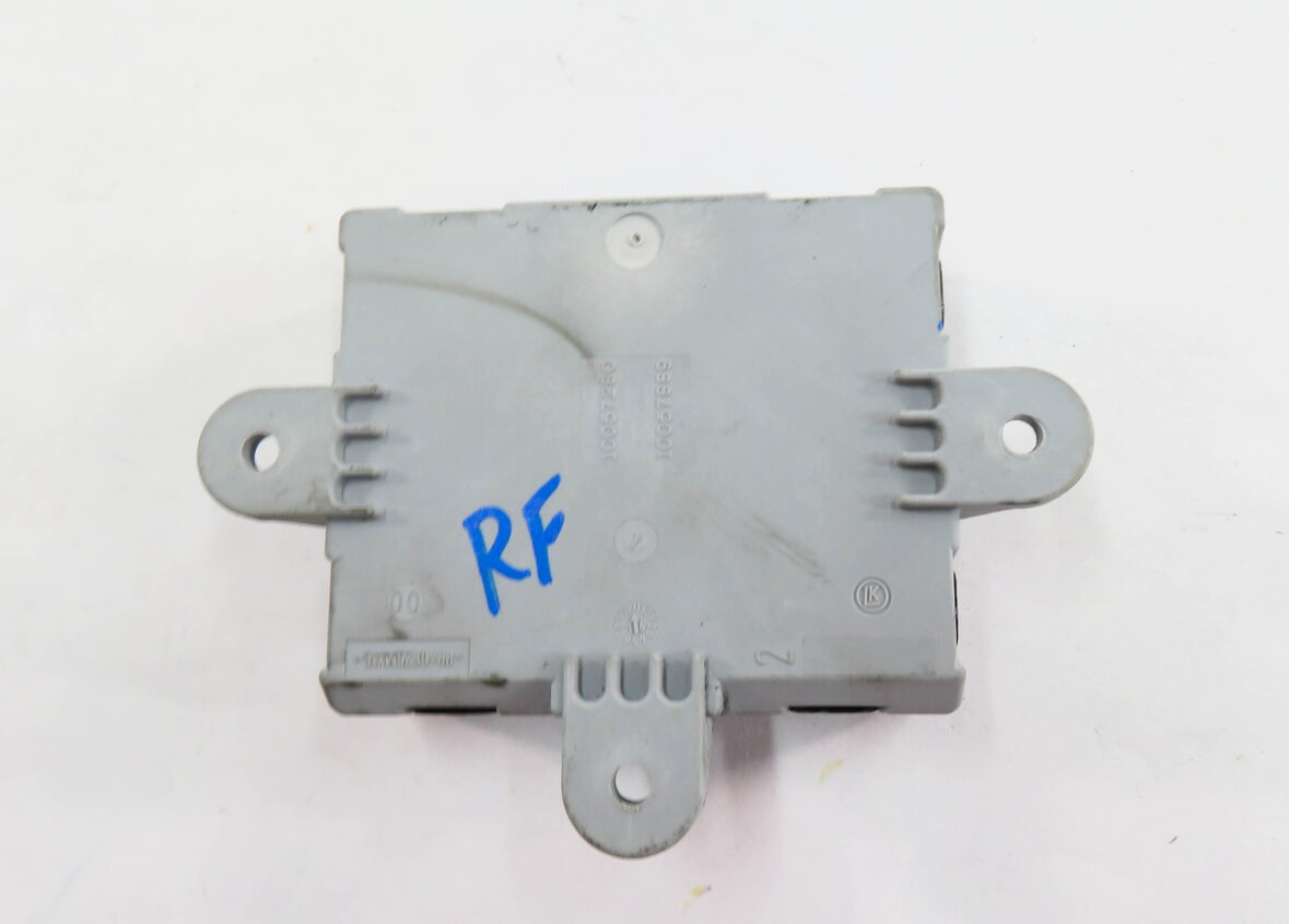 Thumbnail 5: 14-15 RANGE ROVER SPORT (L405 L494) RIGHT FRONT PASSENGER DOOR CONTROL MODULE