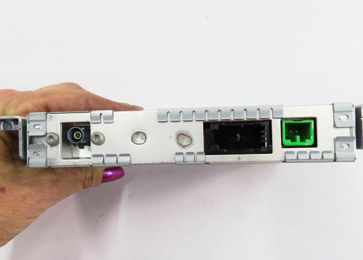 Thumbnail 6: 13-19 DISCOVERY SPORT LR4 RANGE ROVER SPORT EVOQUE - SIRIUS SATELLITE RECEIVER