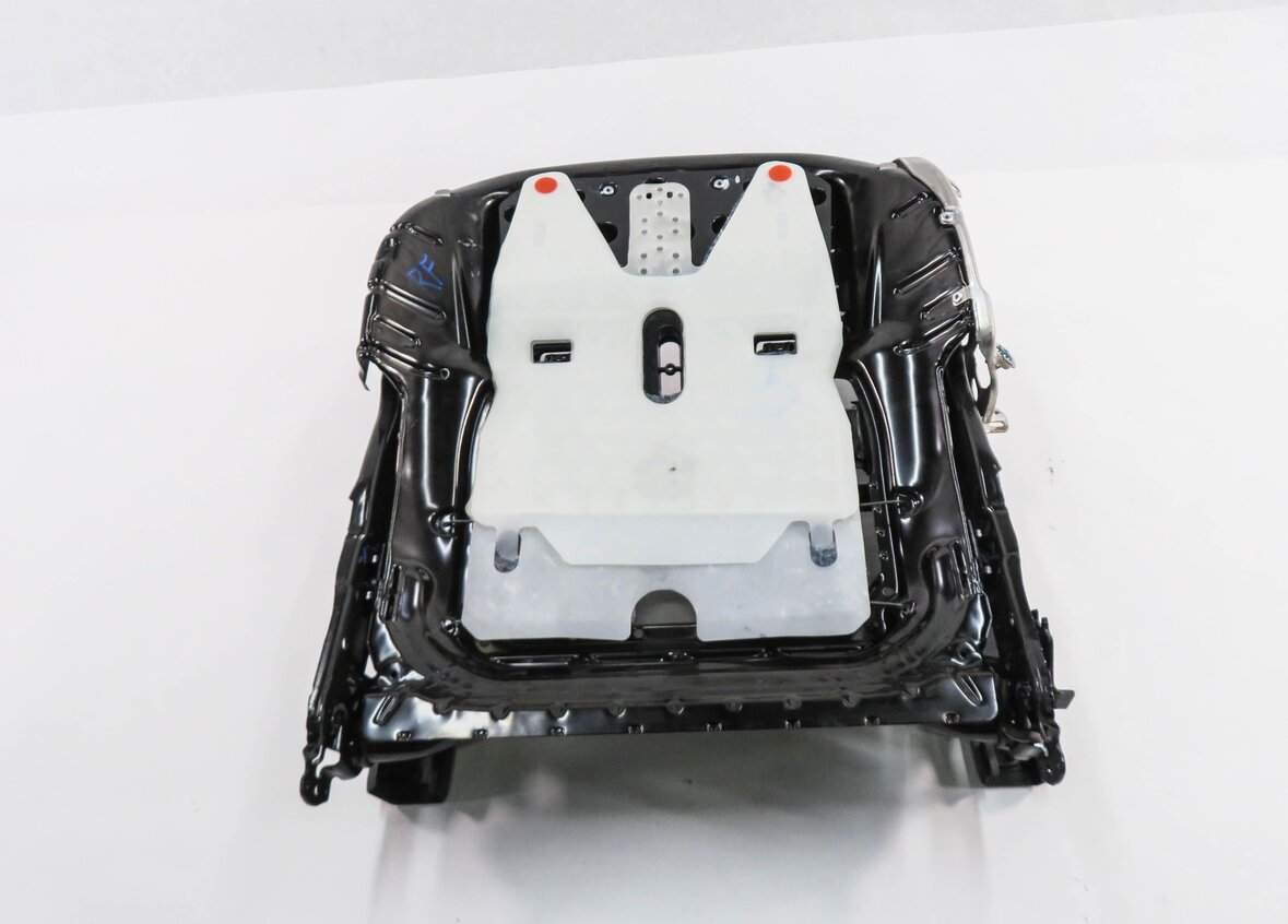 Thumbnail 2: 2015 RANGE ROVER SPORT (L494) RIGHT FRONT PASSENGER SEAT TRACK w/ MOTORS