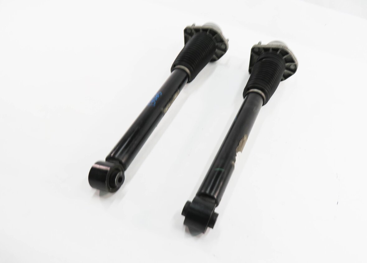 2015 RANGE ROVER SPORT (L494) LEFT & RIGHT REAR SUSPENSION SHOCK STRUT SET-2