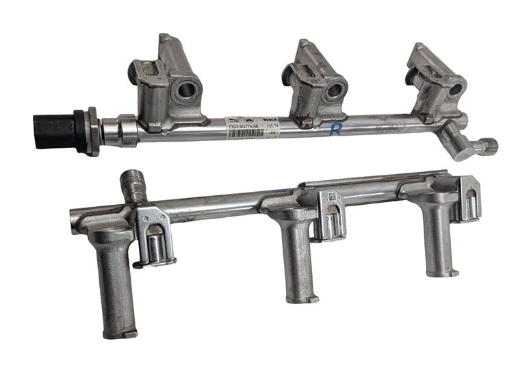 Thumbnail 3: 15 RANGE ROVER SPORT L494 3.0L AJ126 SC ENGINE FUEL INJECTOR RAIL SET/2 w/SENSOR