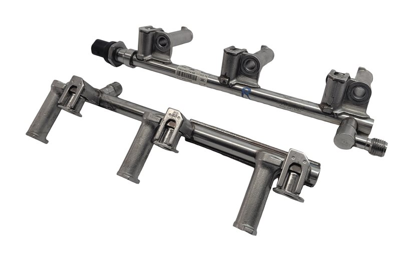Thumbnail 4: 15 RANGE ROVER SPORT L494 3.0L AJ126 SC ENGINE FUEL INJECTOR RAIL SET/2 w/SENSOR