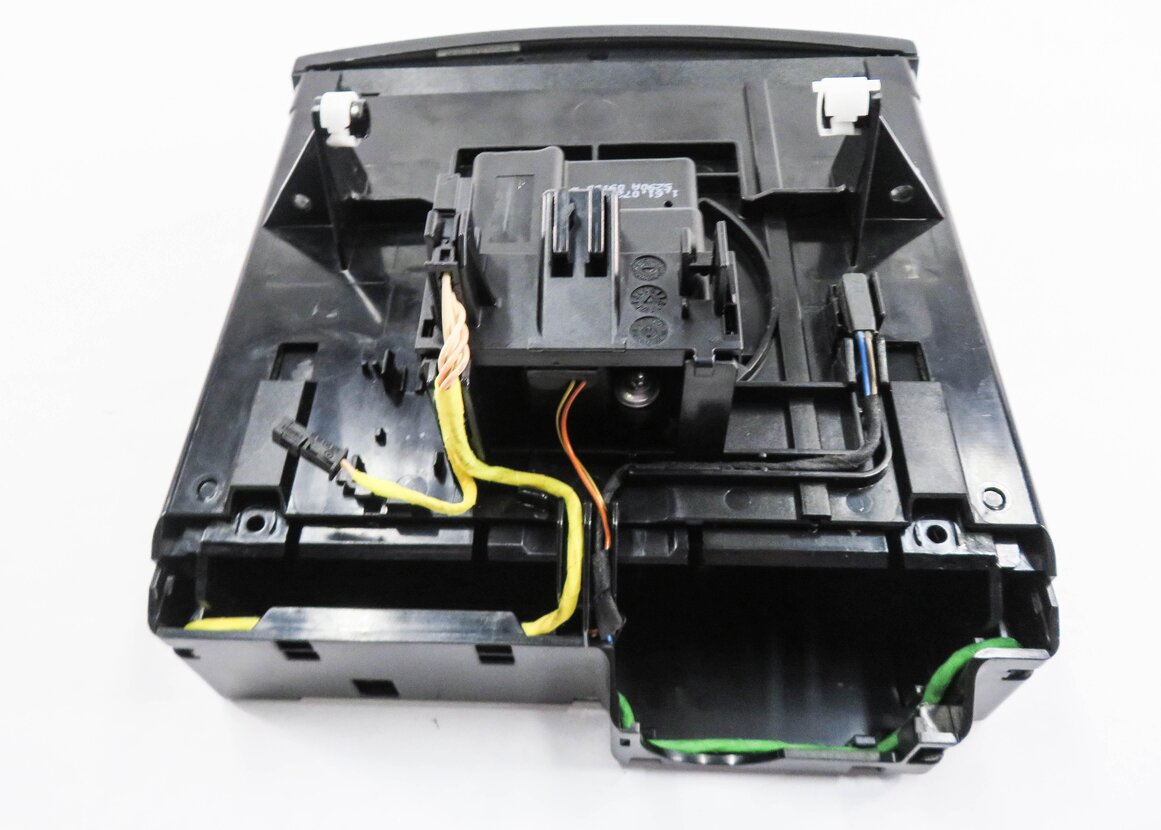 Thumbnail 7: 2006 MERCEDES CLS55 AMG (C219) FRONT HEATED SEAT ESP HAZARD SWITCH BUTTON (ELM)