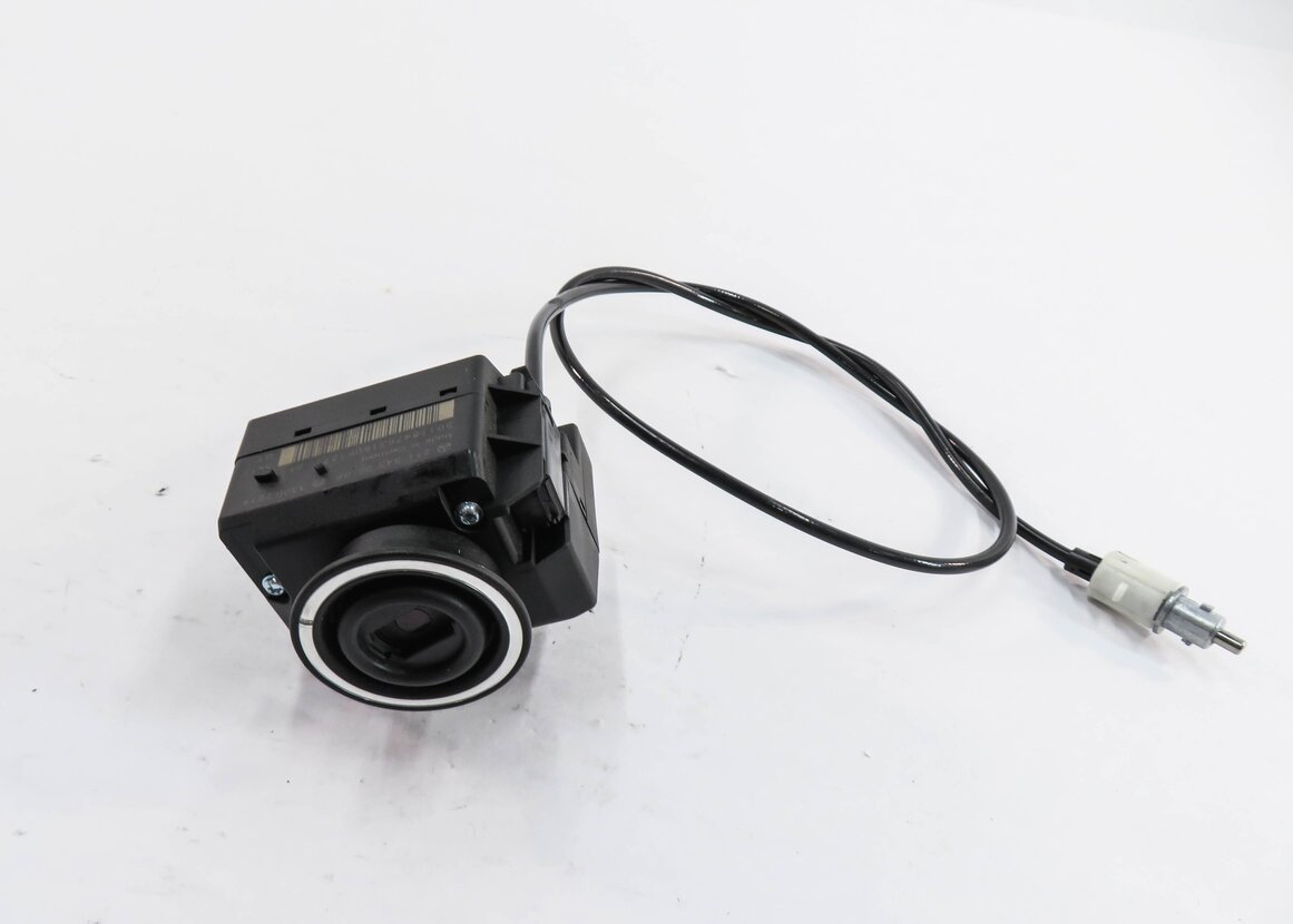 Thumbnail 2: 03-09 MERCEDES E300 E320 E500 CLS55 CLS63 CLS500 CLS550 KEYLESS IGNITION MODULE