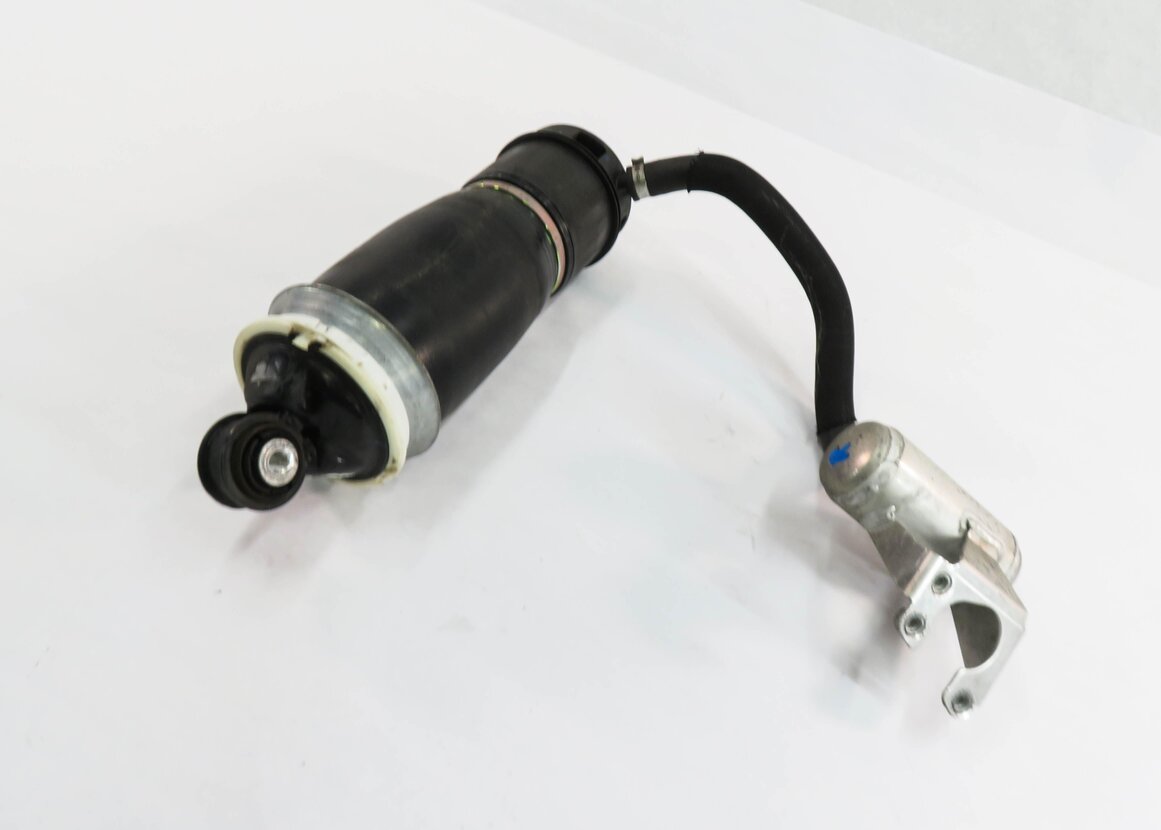04-11 MERCEDES BENZ E55 E63 CLS55 CLS63 AMG (W211 W219) RIGHT REAR AIR SPRING