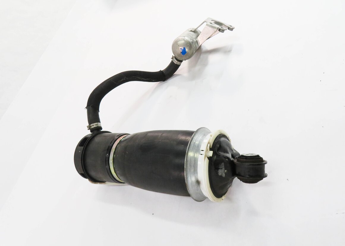 Thumbnail 4: 04-11 MERCEDES BENZ E55 E63 CLS55 CLS63 AMG (W211 W219) RIGHT REAR AIR SPRING
