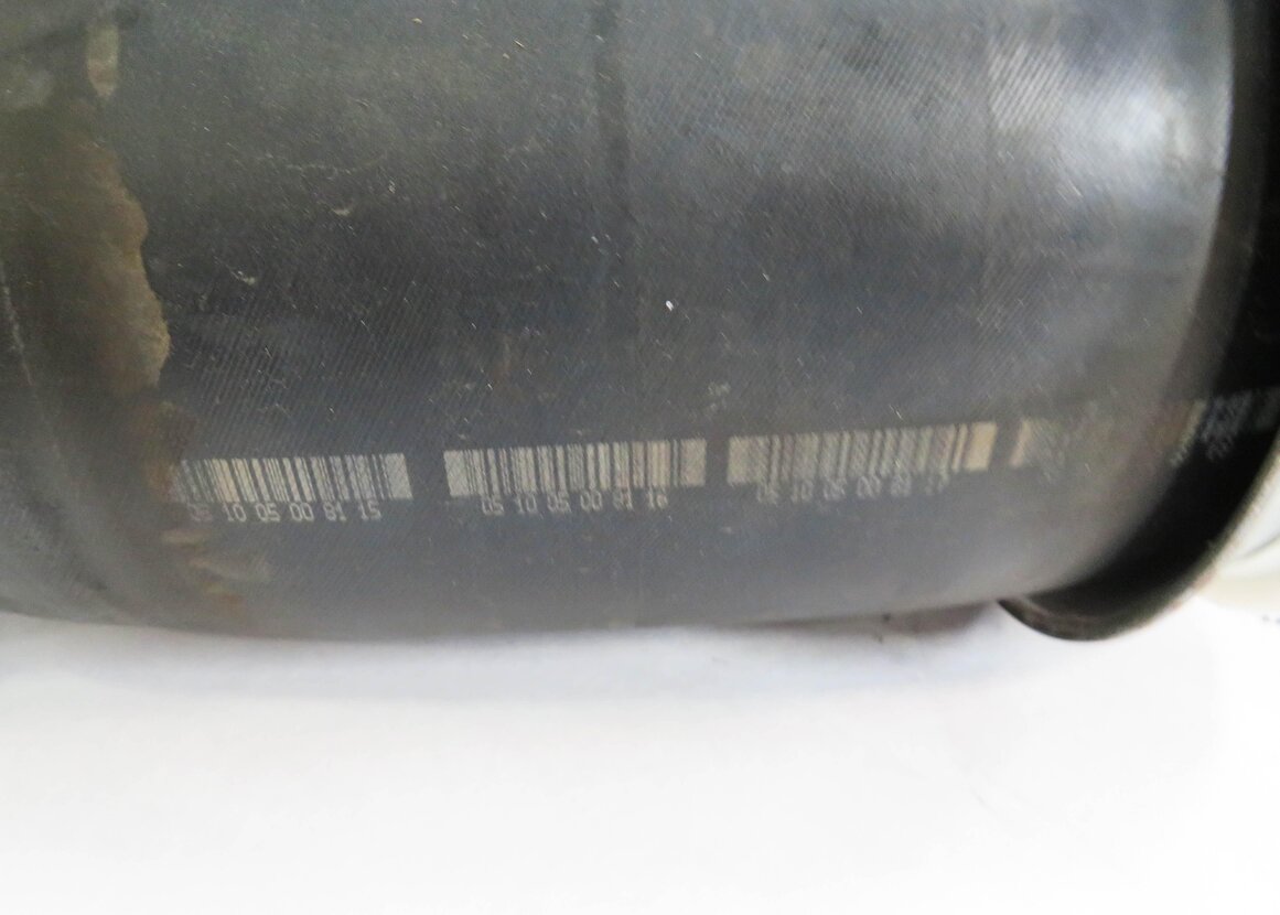 Thumbnail 8: 04-11 MERCEDES BENZ E55 E63 CLS55 CLS63 AMG (W211 W219) RIGHT REAR AIR SPRING