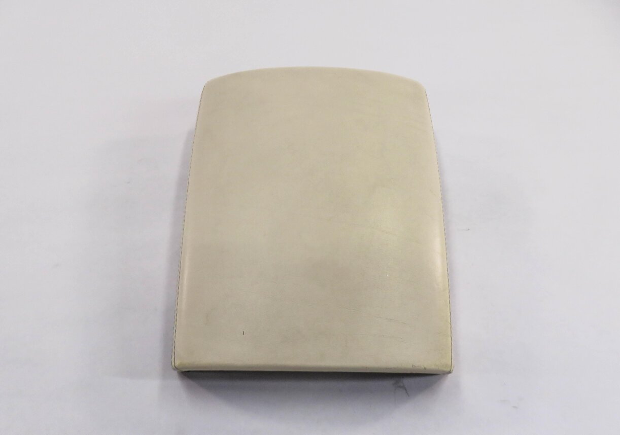 Thumbnail 3: 2010-2016 PORSCHE PANAMERA (970 G1) FRONT CENTER CONSOLE ARMREST LID (CREAM)