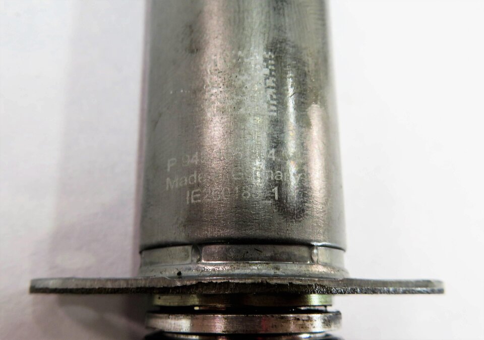 Thumbnail 4: 2010 PORSCHE PANAMERA (970 G1) 4.8L M48 TURBO ENGINE - VVT CAMSHAFT SOLENOID SET