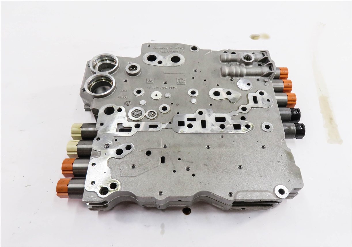 Thumbnail 2: 10-13 PORSCHE PANAMERA TURBO (970 G1) AWD PDK DCT AUTO TRANSMISSION VALVE BODY