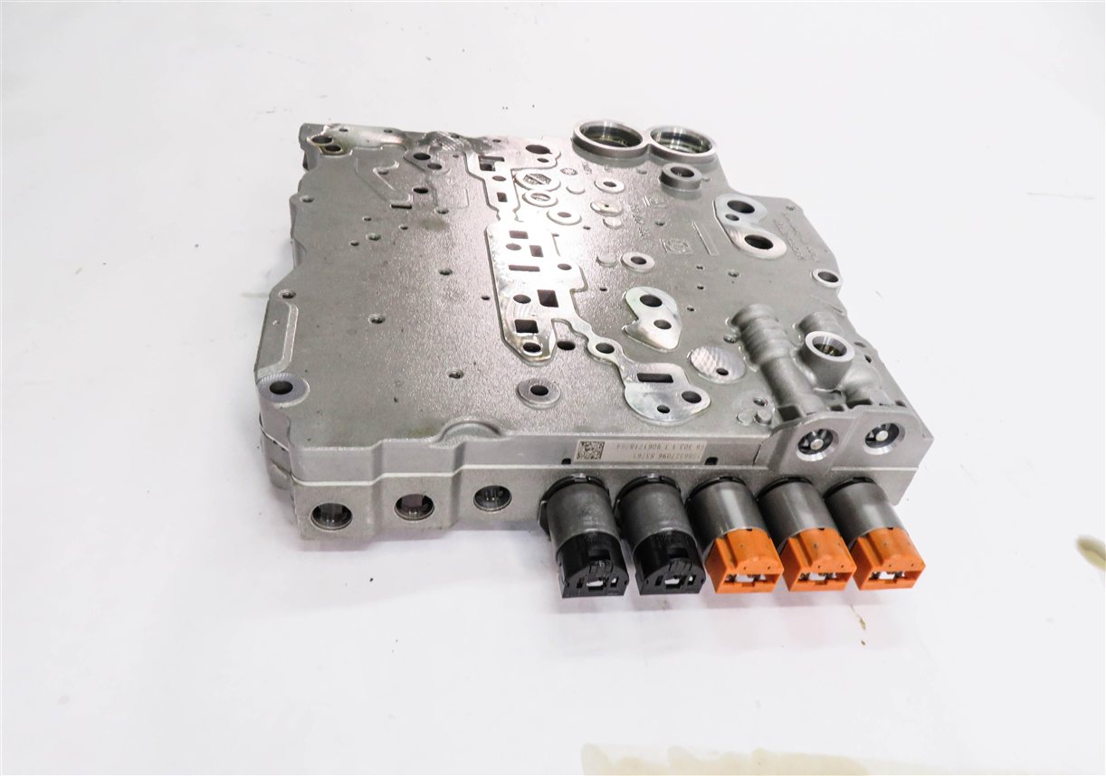 Thumbnail 3: 10-13 PORSCHE PANAMERA TURBO (970 G1) AWD PDK DCT AUTO TRANSMISSION VALVE BODY