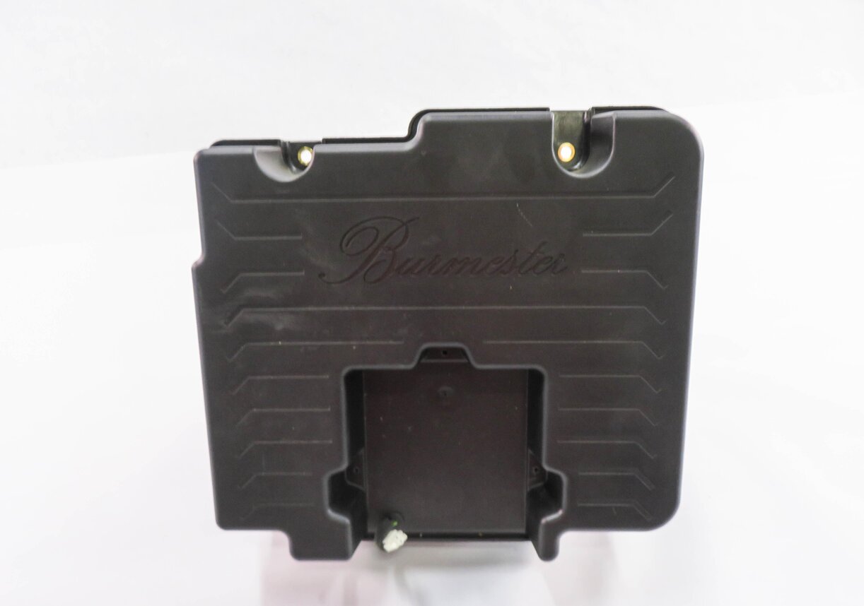 Thumbnail 5: 2010 PORSCHE PANAMERA (970 G1) RADIO STEREO BURMESTER SUB SUBWOOFER SPEAKER