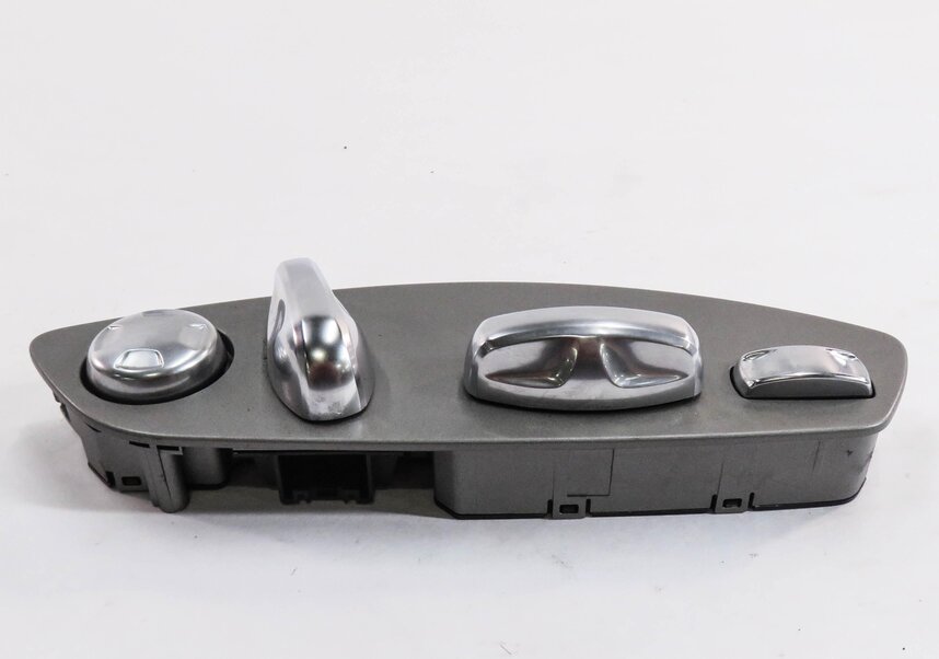 Thumbnail 4: 2010 PORSCHE PANAMERA (970 G1) RIGHT FRONT PASSENGER SEAT ADJUSTMENT SWITCH