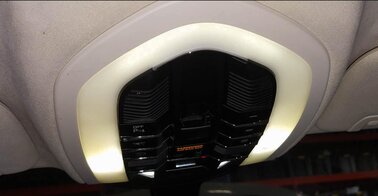 Thumbnail 2: 2010 PORSCHE PANAMERA (970 G1) FRONT DOMELIGHT MAP READING LIGHT LAMP (CREAM)