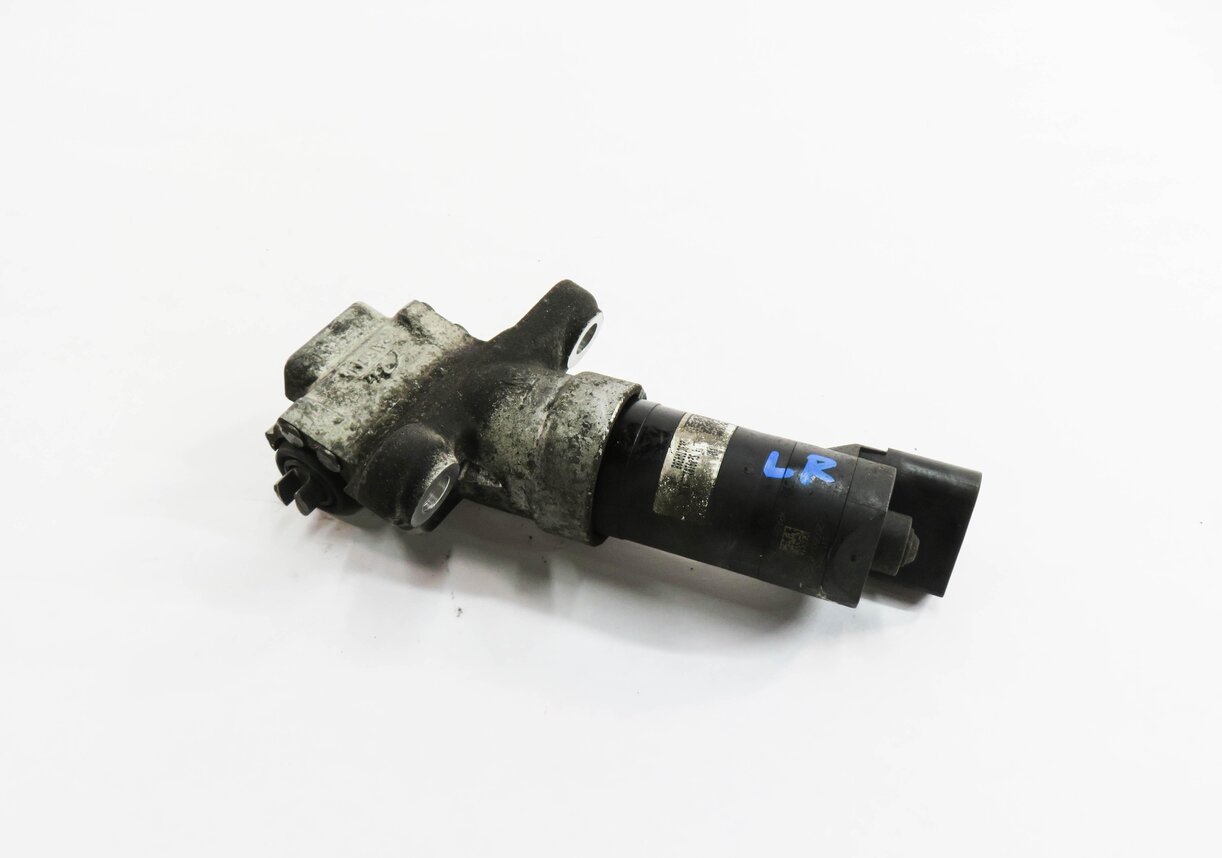 Thumbnail 1: 2010 PORSCHE PANAMERA (970 G1) LEFT DRIVER REAR PARKING BRAKE ACTUATOR MOTOR