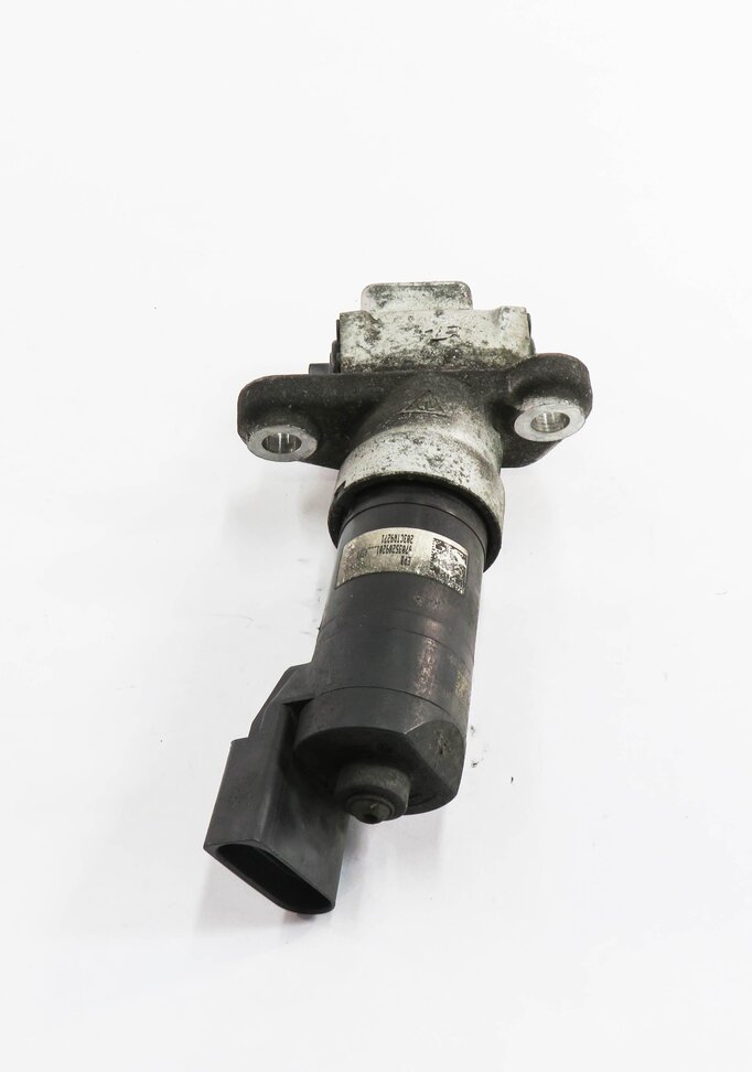 Thumbnail 5: 2010 PORSCHE PANAMERA (970 G1) RIGHT PASSENGER REAR PARKING BRAKE ACTUATOR MOTOR
