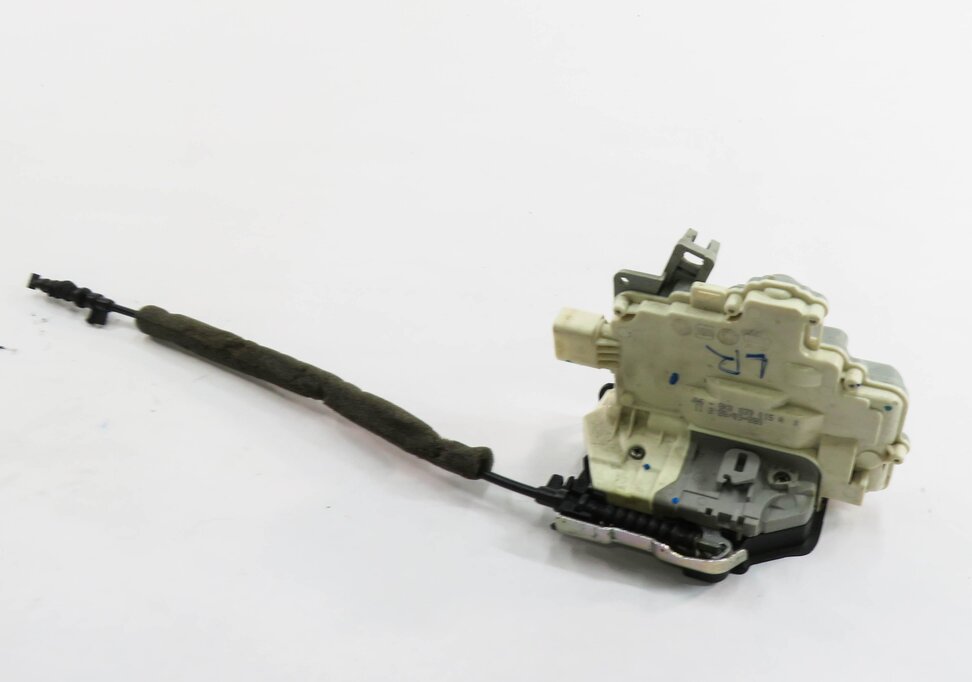 Thumbnail 1: 09-18 AUDI / PORSCHE - A4 S4 Q5 CAYENNE PANAMERA - LEFT REAR DOOR LOCK LATCH