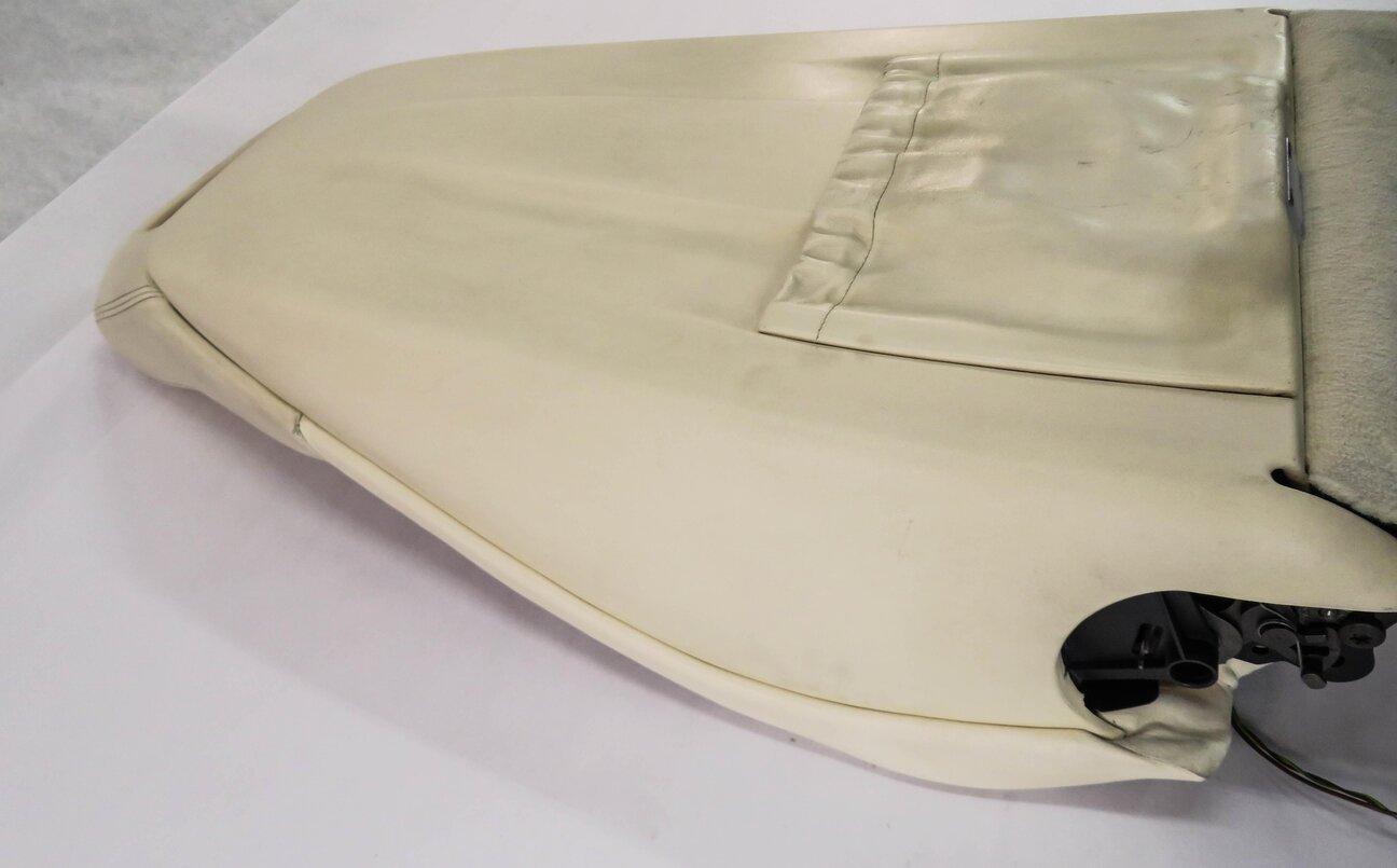 Thumbnail 8: 2010 PORSCHE PANAMERA (970 G1) PASSENGER - UPPER TOP HEATED SEAT CUSHION (CREAM)