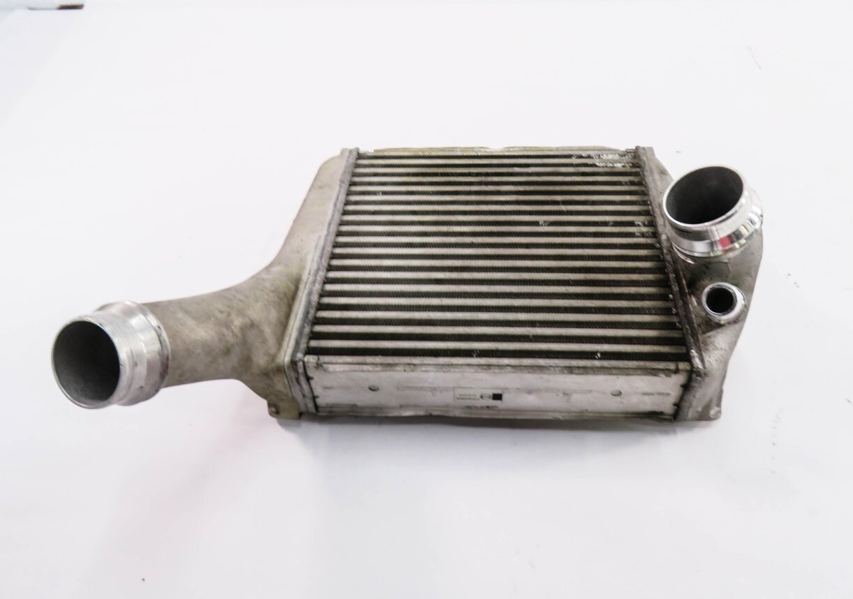 Thumbnail 2: 2010-2016 PORSCHE PANAMERA (970 G1) 4.8L M48 TURBO ENGINE - RIGHT INTERCOOLER