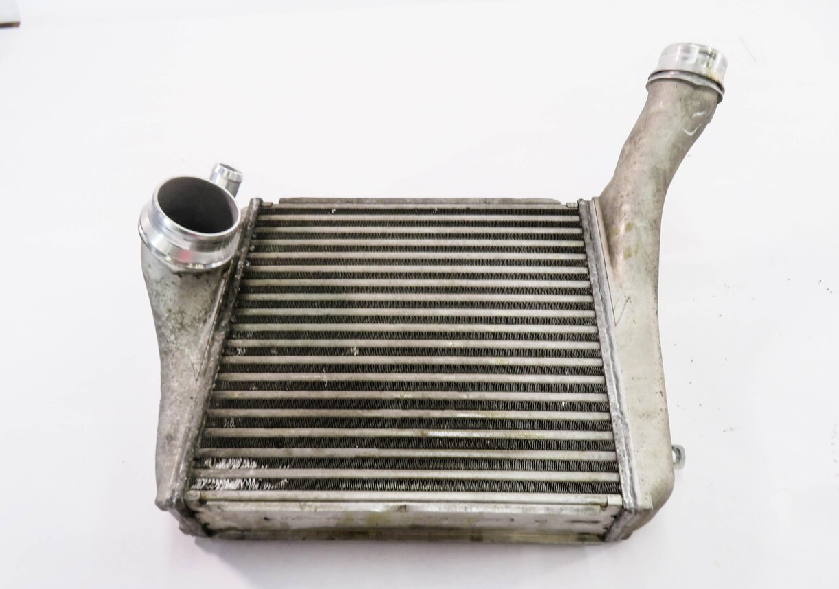 Thumbnail 5: 2010-2016 PORSCHE PANAMERA (970 G1) 4.8L M48 TURBO ENGINE - RIGHT INTERCOOLER