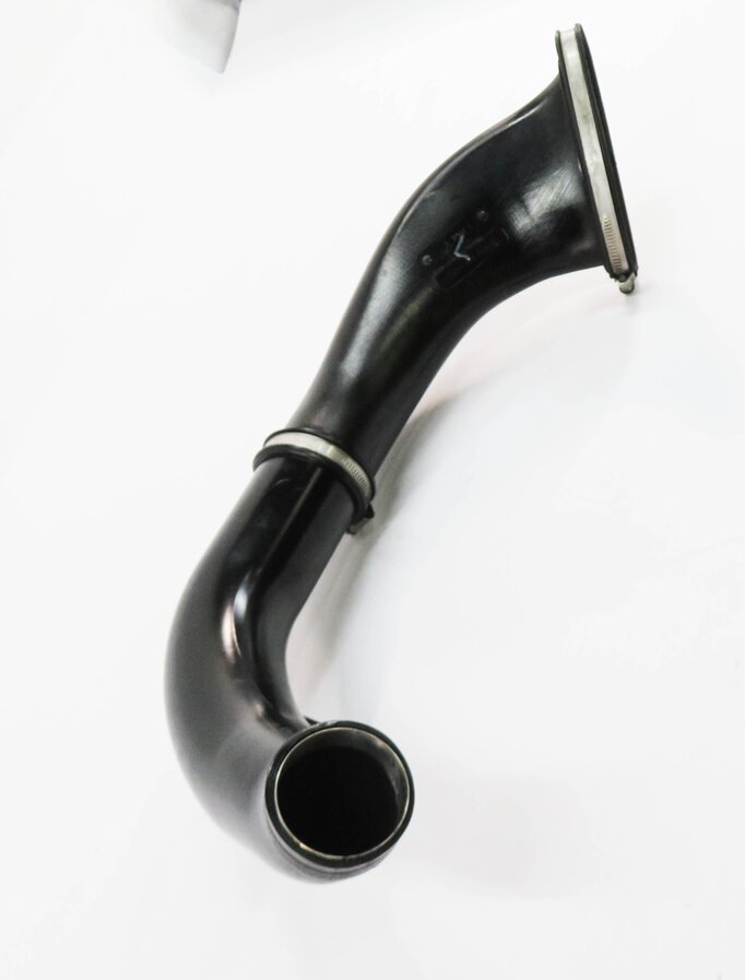 Thumbnail 3: 2010 PORSCHE PANAMERA (970 G1) 4.8L M48 TURBO ENGINE - LEFT AIR INTAKE DUCT PIPE