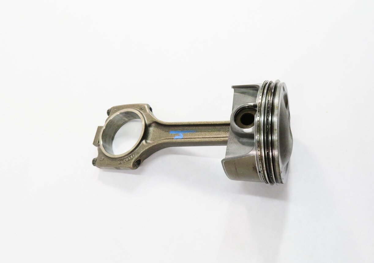 Thumbnail 3: 2008-2012 PORSCHE CAYENNE PANAMERA (957 958 970 G1) 4.8L TURBO - LEFT PISTON