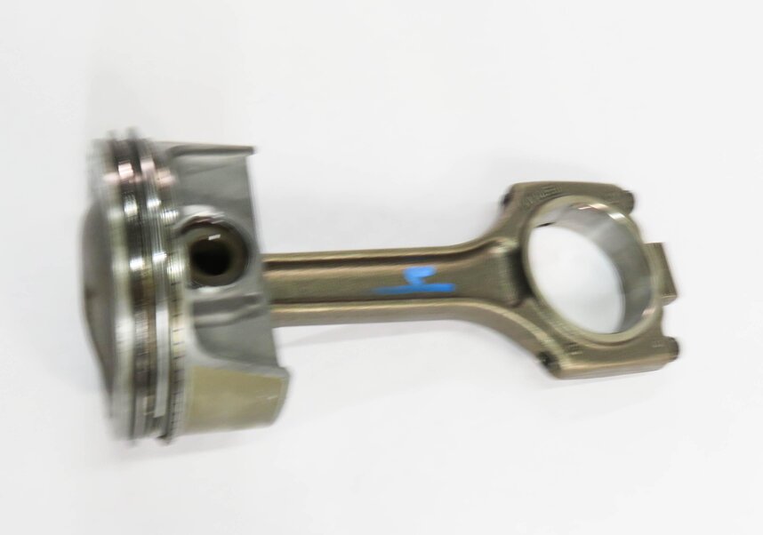 Thumbnail 4: 2008-2012 PORSCHE CAYENNE PANAMERA (957 958 970 G1) 4.8L TURBO - LEFT PISTON