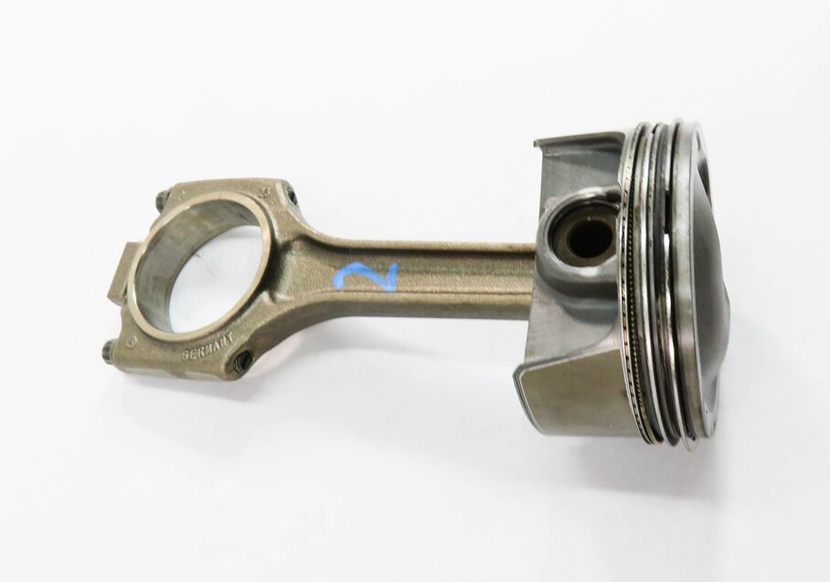 Thumbnail 3: 2008-2012 PORSCHE CAYENNE PANAMERA (957 958 970 G1) 4.8L TURBO - LEFT PISTON
