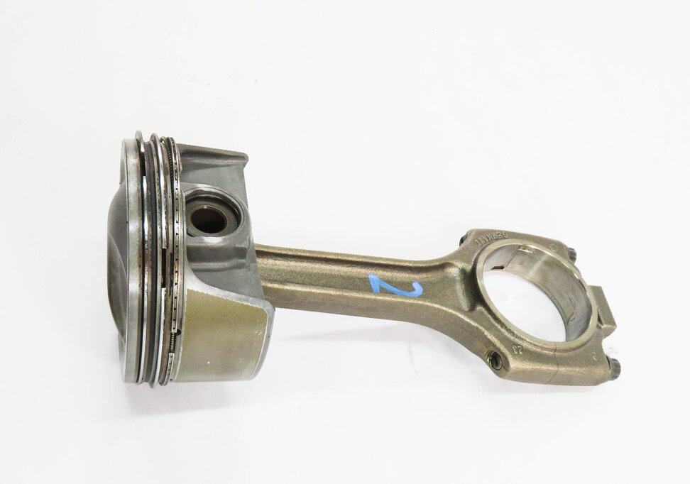 Thumbnail 4: 2008-2012 PORSCHE CAYENNE PANAMERA (957 958 970 G1) 4.8L TURBO - LEFT PISTON