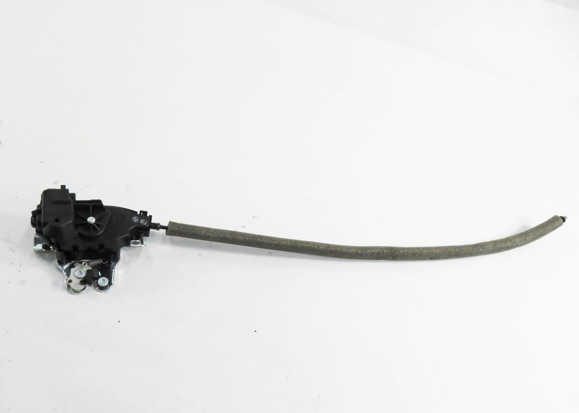 2011 MERCEDES C63 AMG (W204) REAR TRUNK LOCK LATCH ACTUATOR