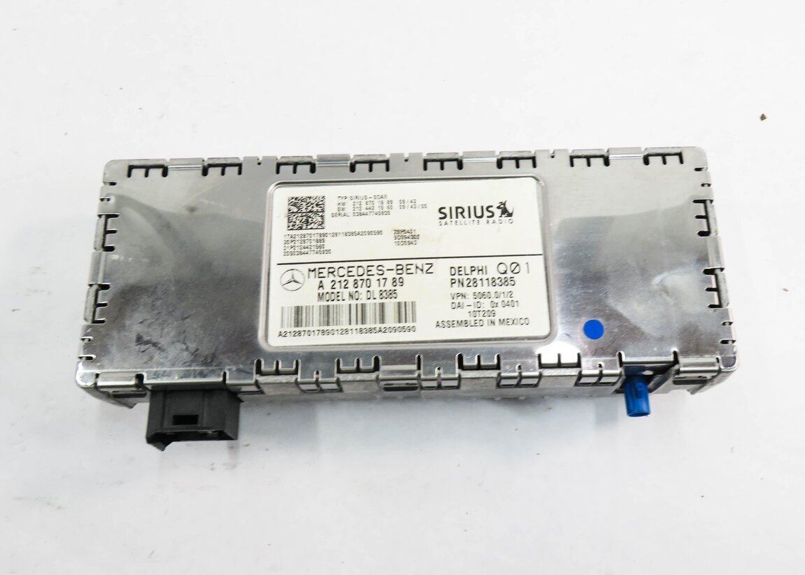 Thumbnail 2: 10-16 MERCEDES C250 C300 C350 E350 E550 GLK350 ML350 - SIRIUS SATELLITE RECEIVER