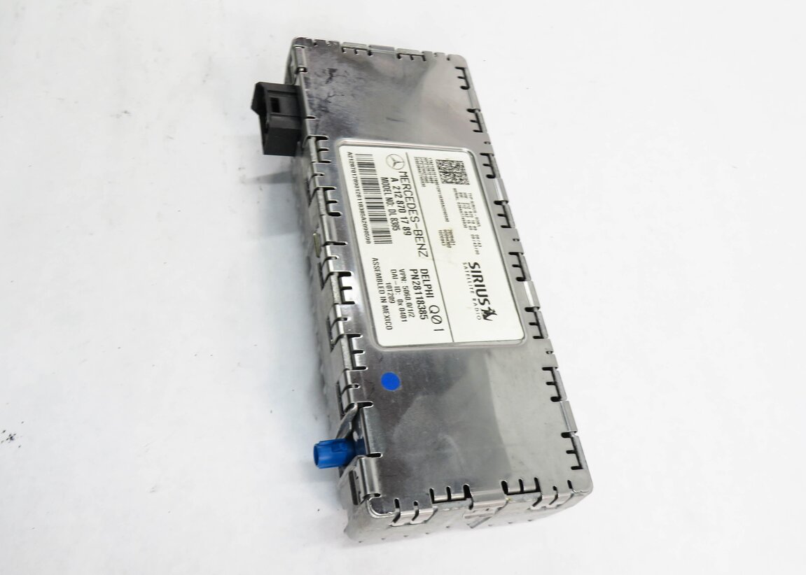 Thumbnail 4: 10-16 MERCEDES C250 C300 C350 E350 E550 GLK350 ML350 - SIRIUS SATELLITE RECEIVER