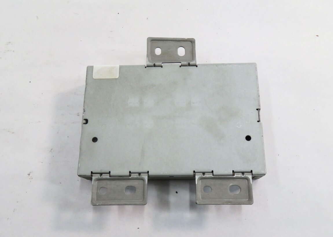 Thumbnail 5: 09-13 MERCEDES C300 C350 E350 E550 GL450 GL550 ML350 ML550 - iPOD CONTROL MODULE