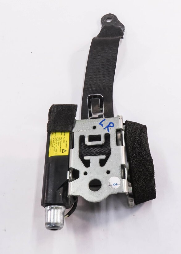 Thumbnail 5: 2011 MERCEDES BENZ C63 AMG (W204) LEFT REAR SEAT SEATBELT RETRACTOR (BLACK)