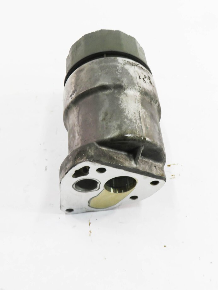 Thumbnail 5: 2010 RANGE ROVER (L322) 5.0L AJ133 V8 ENGINE - OIL FILTER HOUSING w/ CAP