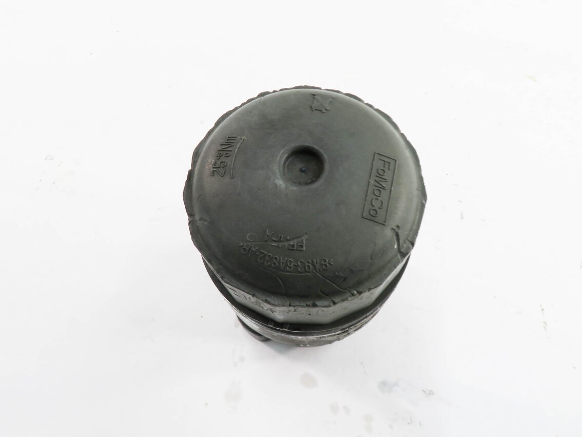 Thumbnail 6: 2010 RANGE ROVER (L322) 5.0L AJ133 V8 ENGINE - OIL FILTER HOUSING w/ CAP