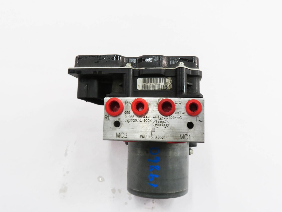 Thumbnail 6: 2010 RANGE ROVER (L322) ABS ANTI LOCK BRAKE PUMP w/ MODULE