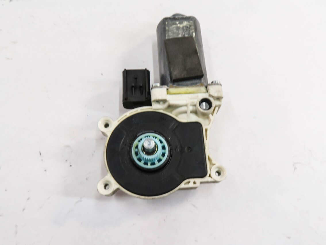 Thumbnail 5: 2010-2012 RANGE ROVER (L322) LEFT FRONT DRIVER DOOR POWER WINDOW MOTOR