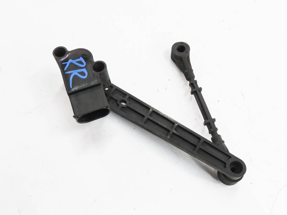 2010 RANGE ROVER (L322) RIGHT PASSENGER REAR SUSPENSION HEIGHT LEVEL SENSOR