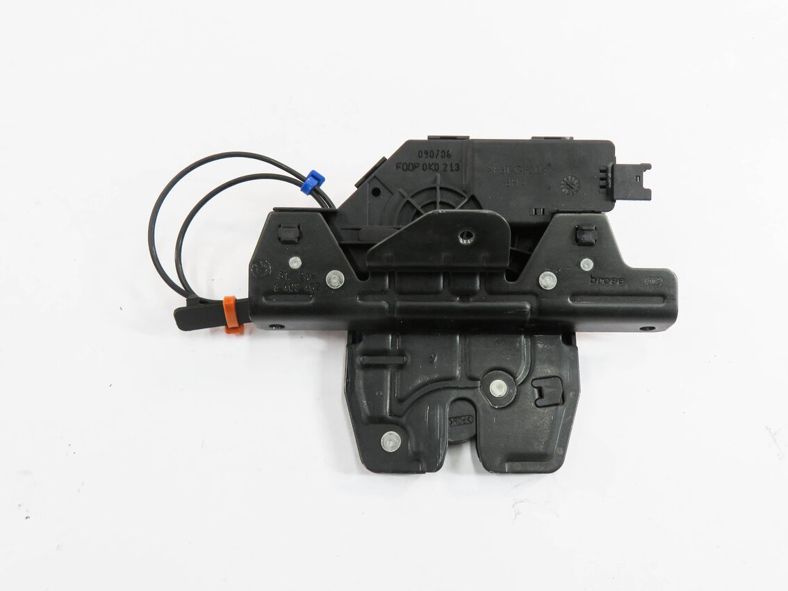 Thumbnail 2: 2010 RANGE ROVER (L322) REAR TRUNK LOCK LATCH ACTUATOR