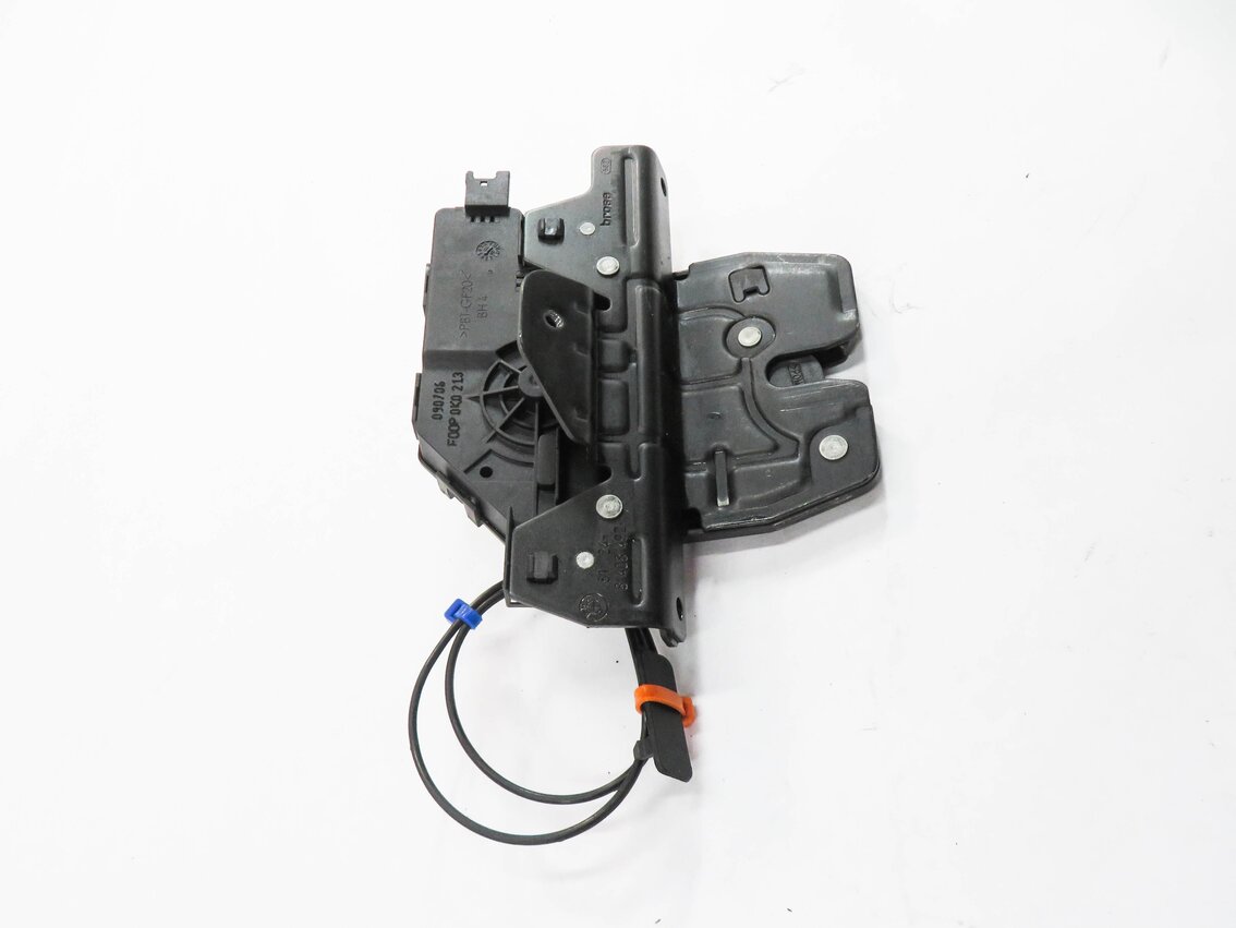 Thumbnail 3: 2010 RANGE ROVER (L322) REAR TRUNK LOCK LATCH ACTUATOR