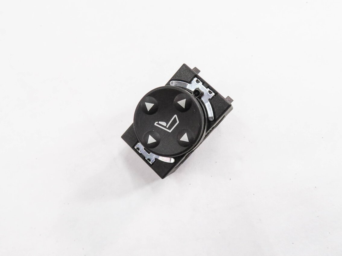 Thumbnail 3: 2010 RANGE ROVER (L322) RIGHT FRONT PASSENGER SEAT ADJUSTMENT SWITCH