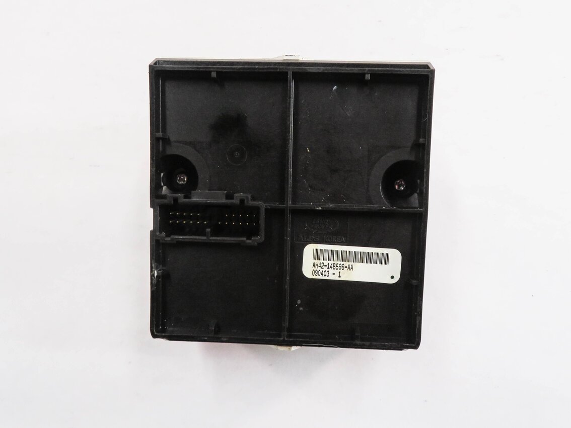 Thumbnail 6: 2010-2013 LAND ROVER LR4 RANGE ROVER SPORT (L320) TERRAIN CONTROL SWITCH