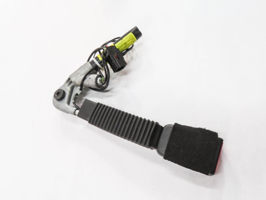 Thumbnail 3: 07-12 RANGE ROVER (L322) RIGHT FRONT PASSENGER SEATBELT BUCKLE RECEIVER